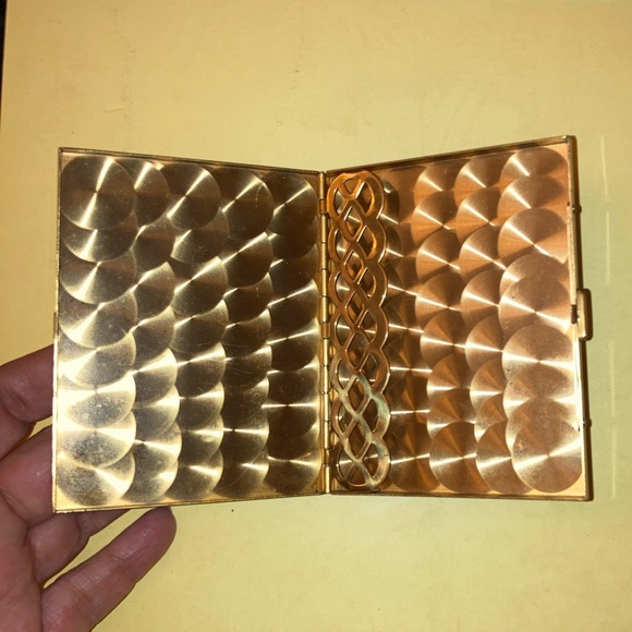 Vintage Cigarette Case - Picture 2 of 5